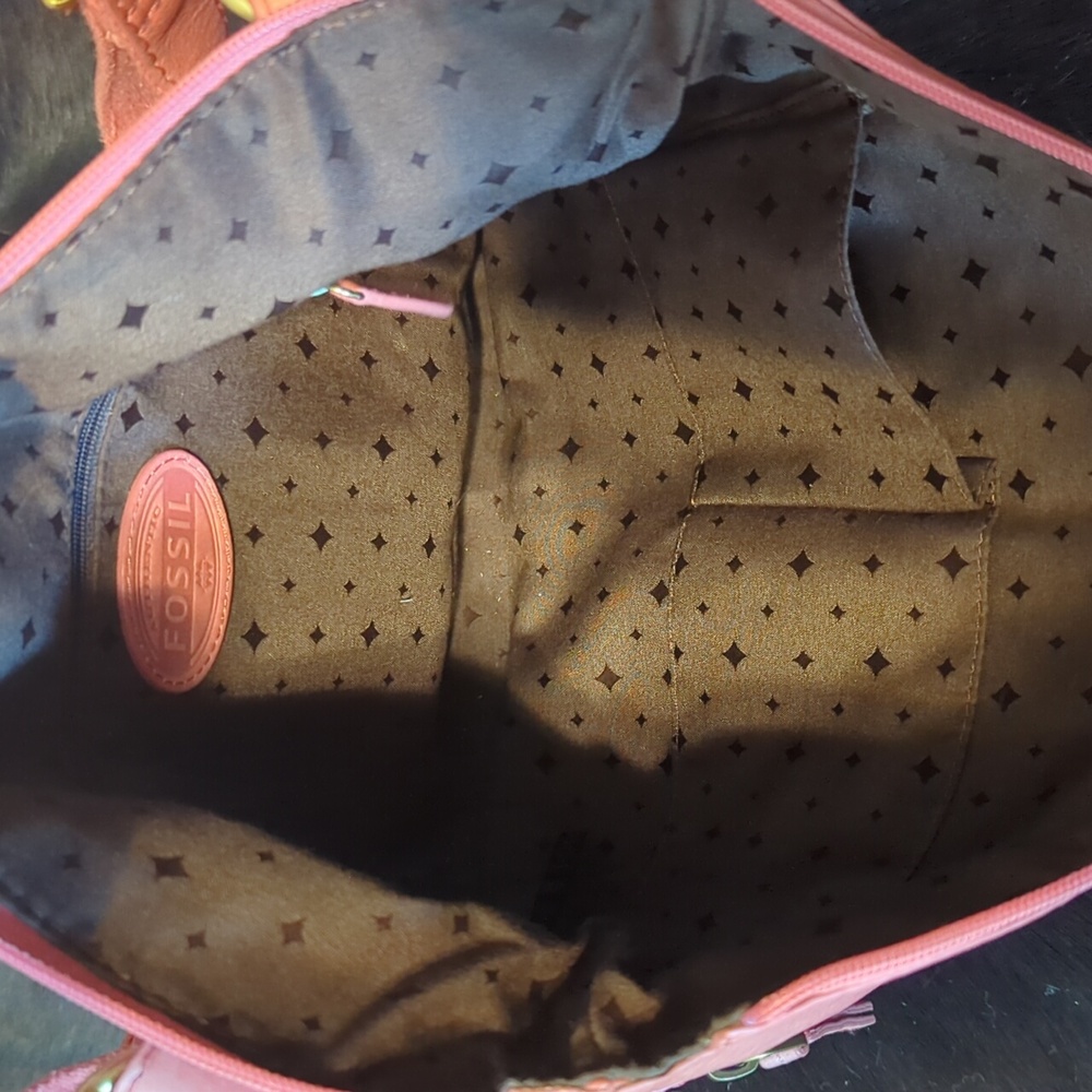 Fossil Pink Crossbody Bag with Adjustable Strap - Picture 4 of 6